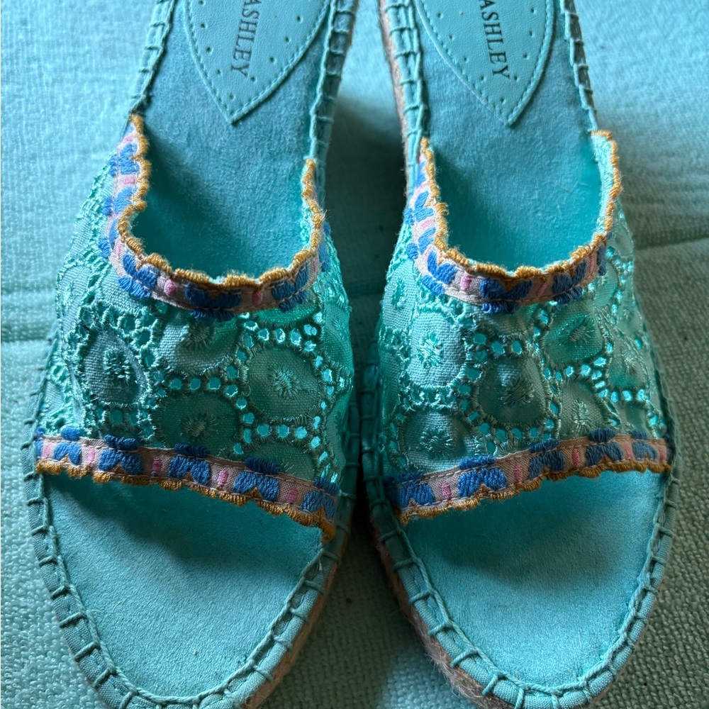 Ashley By 26 International Teal and Orange Lace Espadrilles